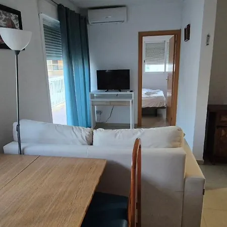 Hotel Moli Beach アパートホテル *